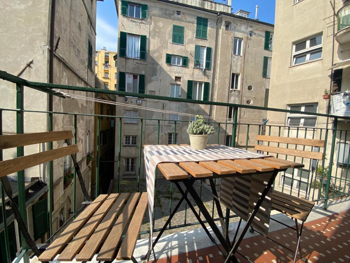 Casaviva- Ampio Appartamento Nei Vicoli Di Genova Exteriér fotografie
